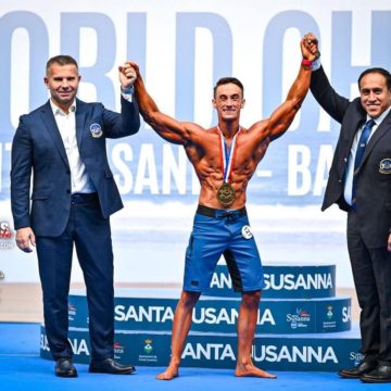 19- vjeçari nga Durrësi shpallet Kampion Bote në dy kategori Bodybuilding.