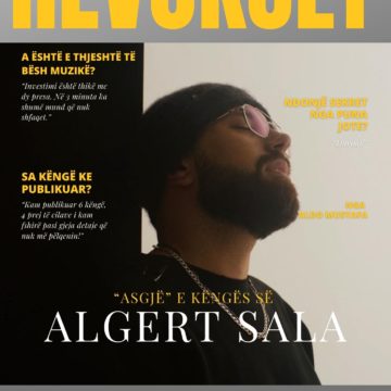 Algert Sala publikon këngën e re. Intervista ekskluzive me këngëtarin.