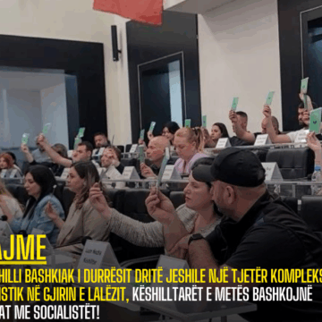 Këshilli Bashkiak i Durrësit dritë jeshile një tjetër kompleksi turistik në Gjirin e Lalëzit, këshilltarët e Metës bashkojnë votat me socialistët!