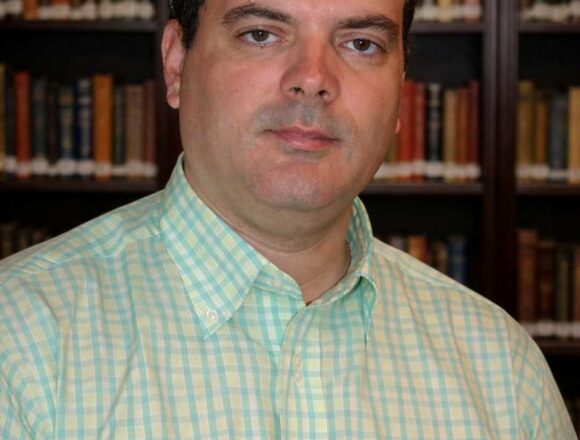 LIBËR I RI POETIK I ANDI MEÇAJT “ÇELËSAT E VITEVE QË RRODHËN”