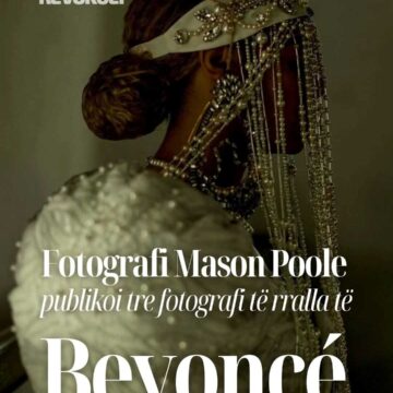 Tre fotografi të rralla të Beyoncé publikohen nga fotografi Mason Poole, duke rikthyer epokat ikonike të saj