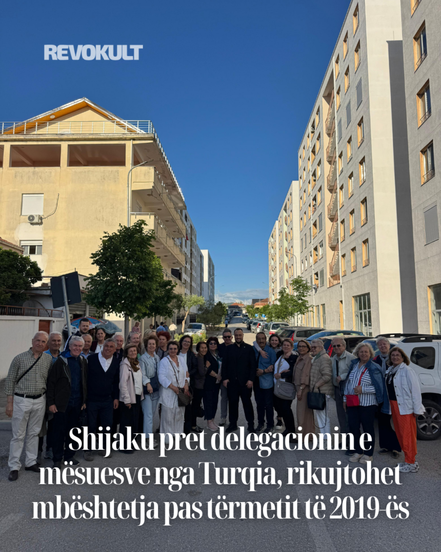Copy of Copy of Copy of Copy of Copy of Copy of Copy of Copy of Copy of Copy of Copy of Copy of Copy of Copy of New Minimal Fashion Collection Model Instagram Post - 1 Shijaku pret delegacionin e mësuesve nga Turqia, rikujtohet mbështetja pas tërmetit të 2019-ës